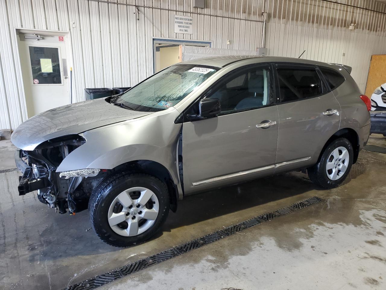2013 Nissan Rogue - Image 1