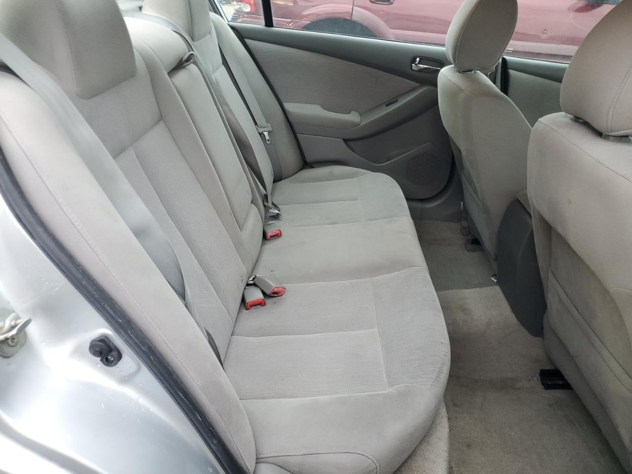 2011 Nissan Altima - Image 11