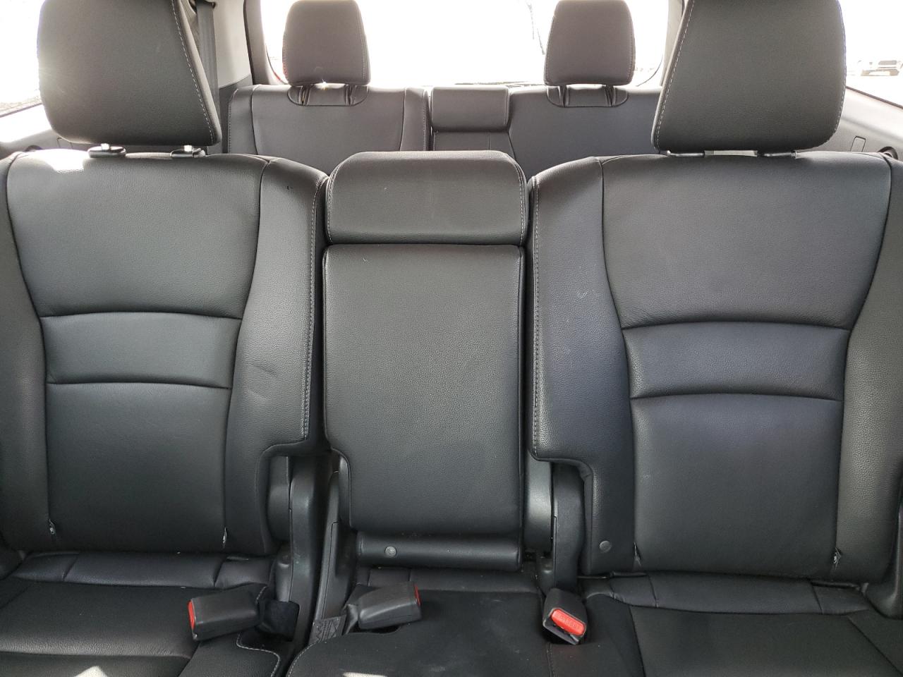 2017 Honda Pilot - Image 10