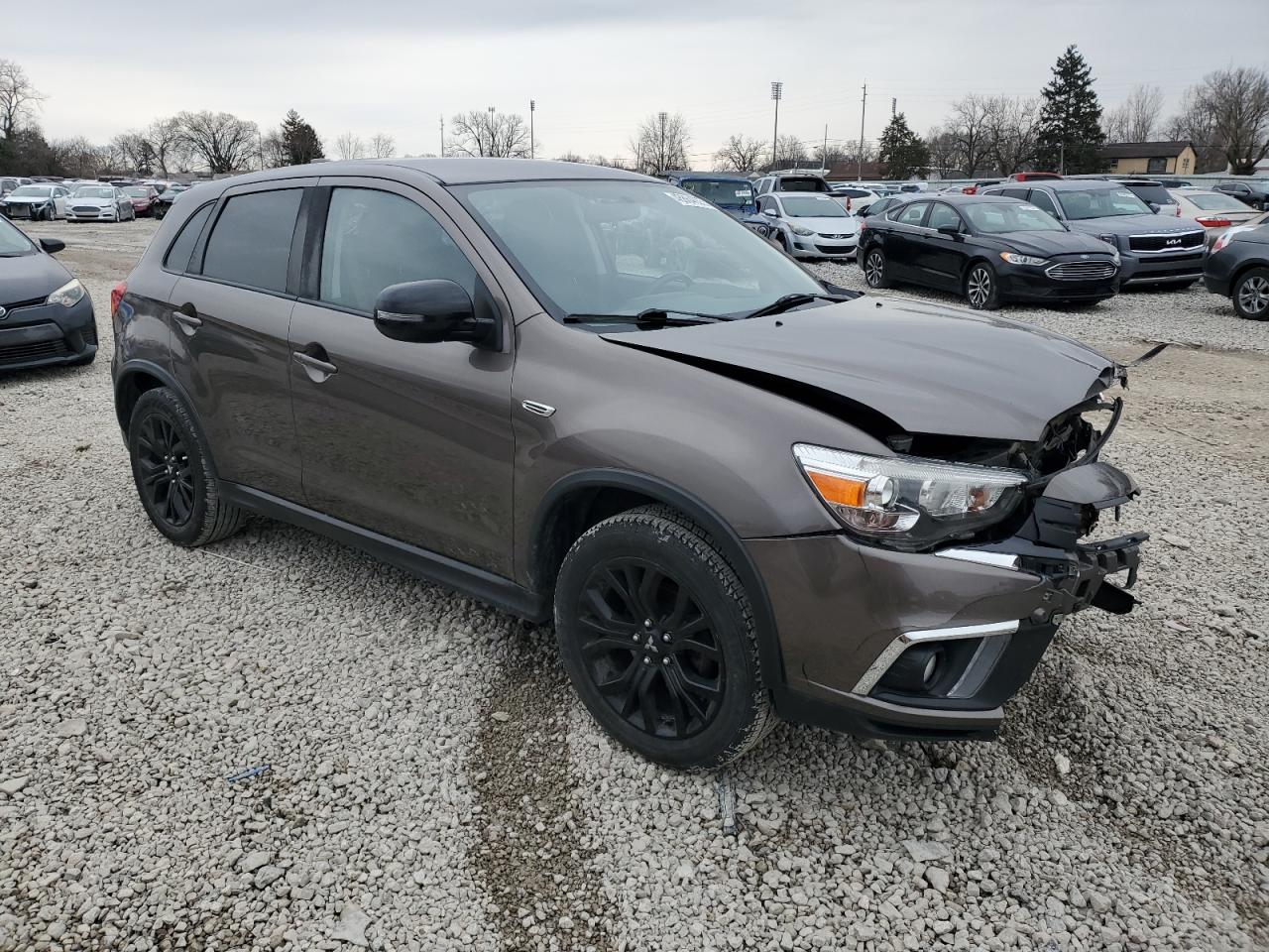 2018 Mitsubishi Outlander - Image 4