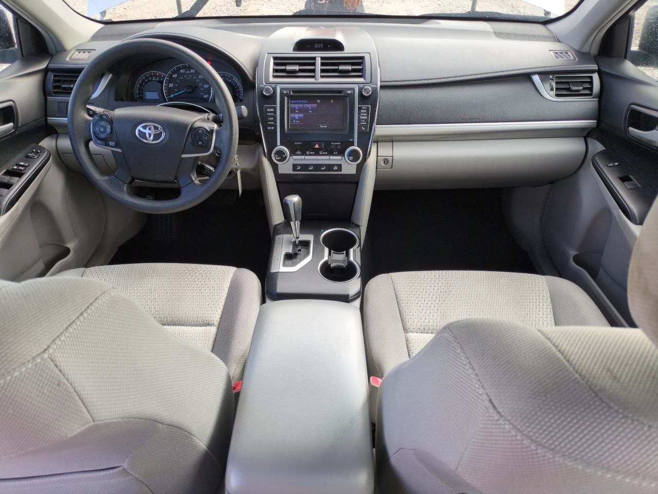 2014 Toyota Camry - Image 8