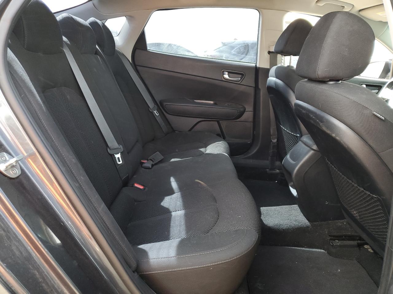 2020 Kia Optima - Image 10