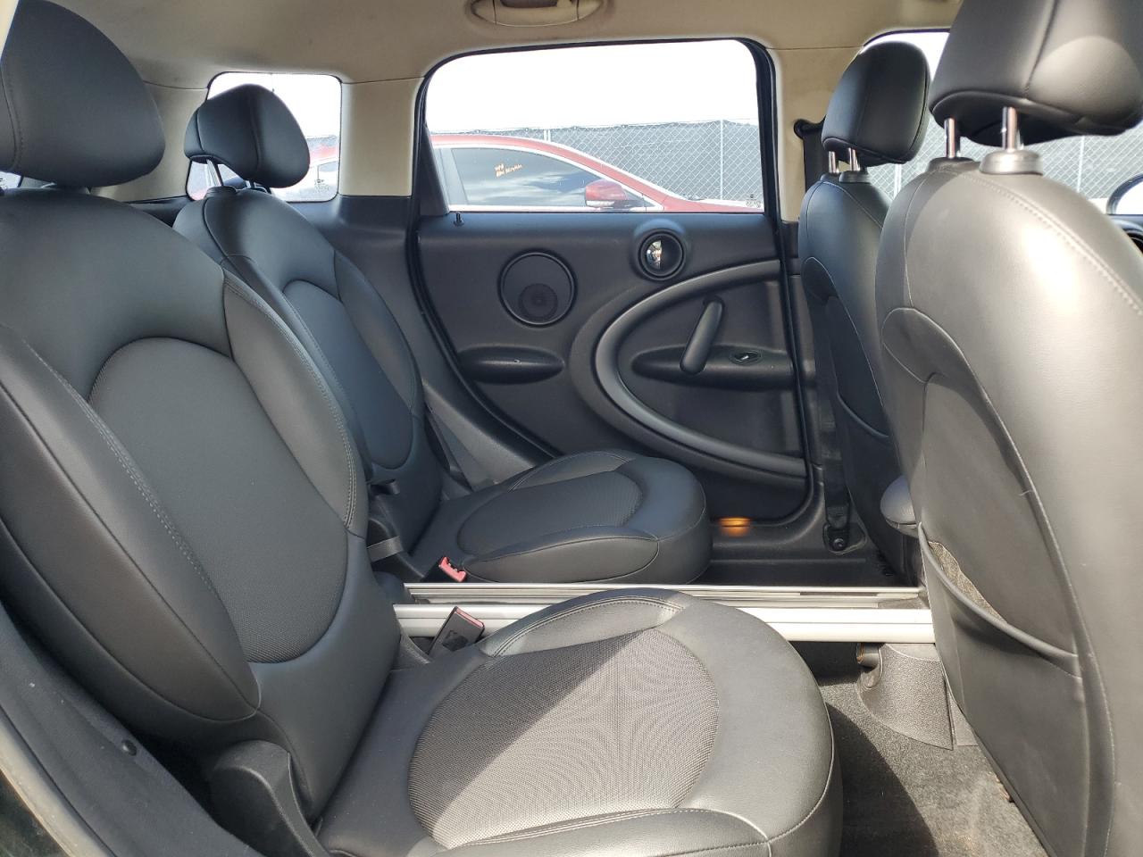2012 MINI Cooper - Image 11