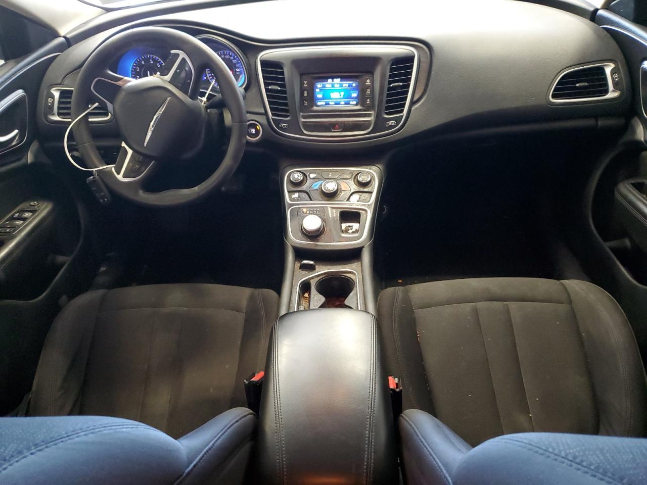 2015 Chrysler 200 - Image 8