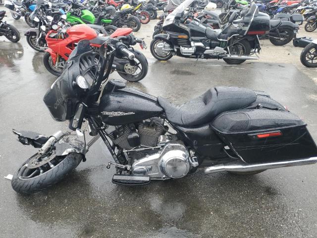  HARLEY-DAVIDSON FL 2016 Чорний