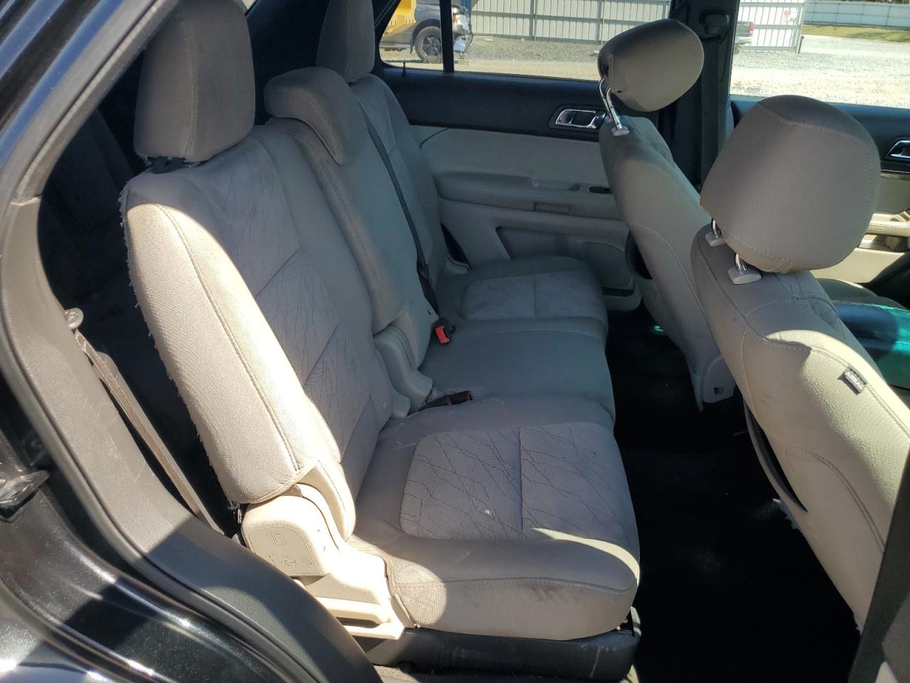 2014 Ford Explorer - Image 11