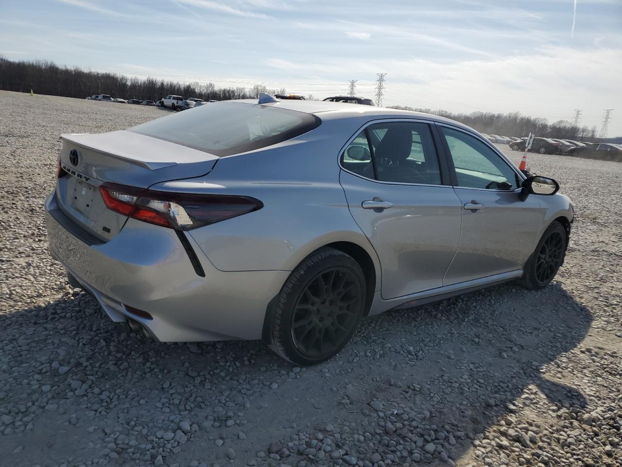 2021 Toyota Camry - Image 3