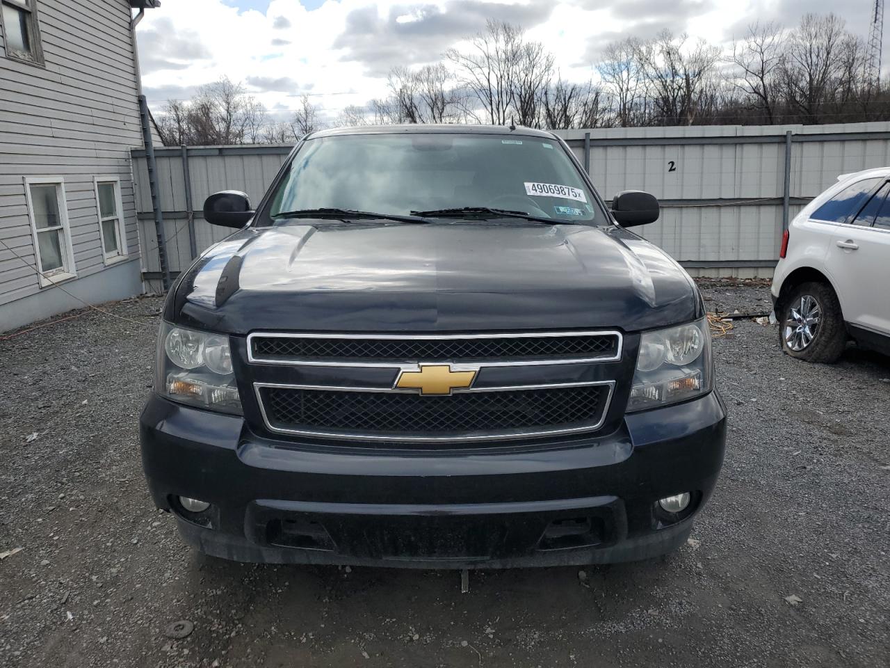 2013 Chevrolet Suburban - Image 5