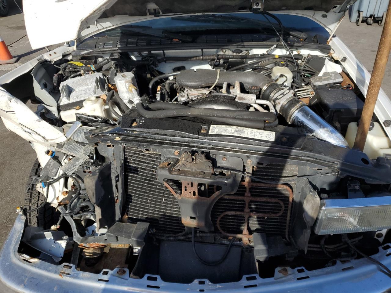 2001 Chevrolet S-10 Pickup - Image 11