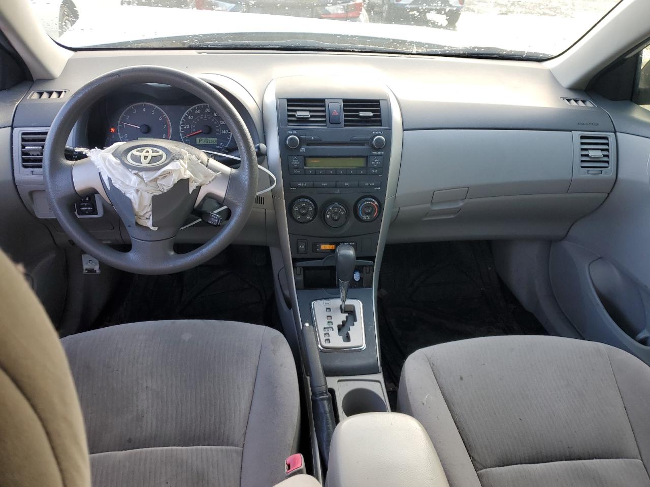 2010 Toyota Corolla - Image 8