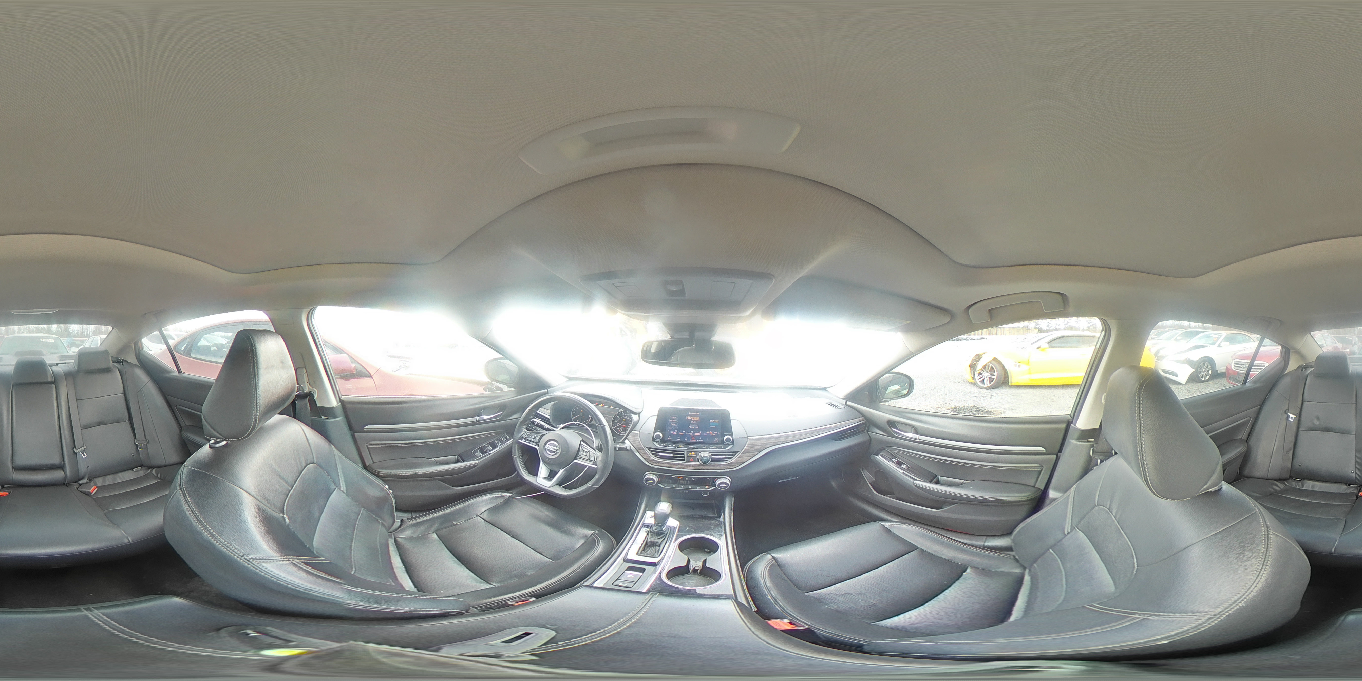 2020 Nissan Altima - Image 13