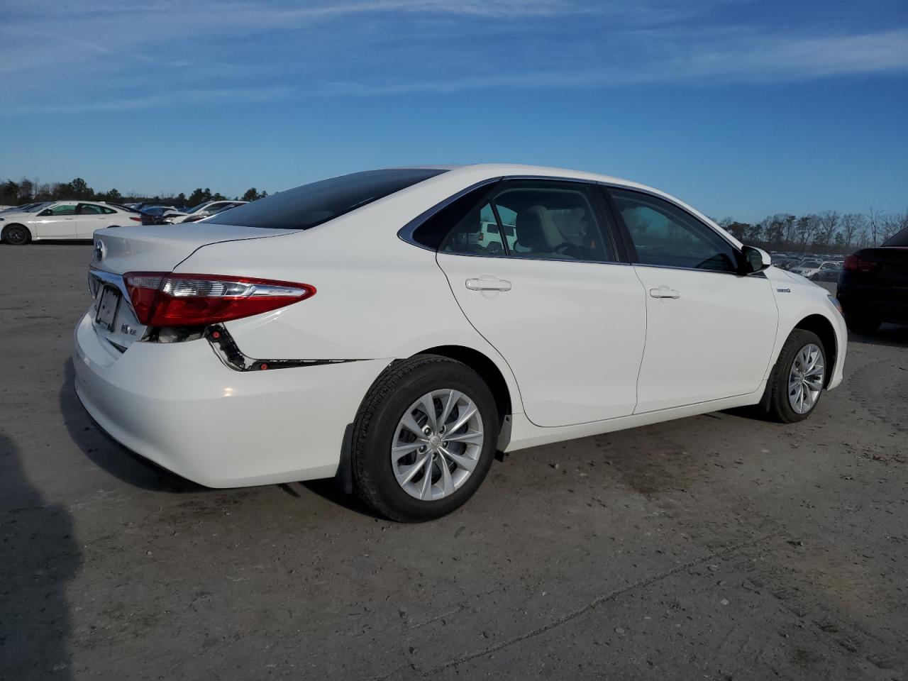 2015 Toyota Camry - Image 3