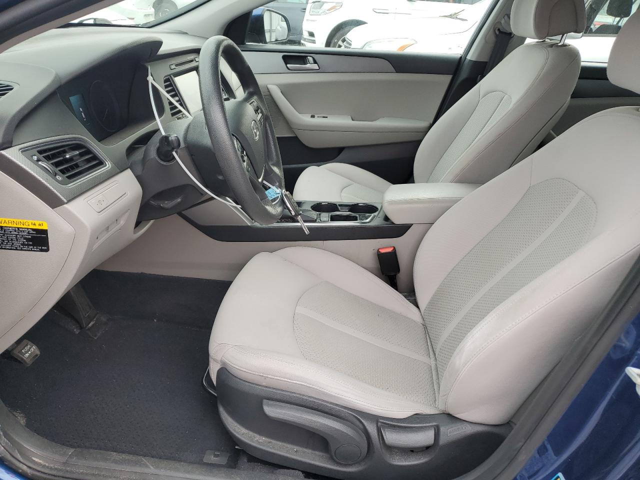 2017 Hyundai Sonata - Image 7