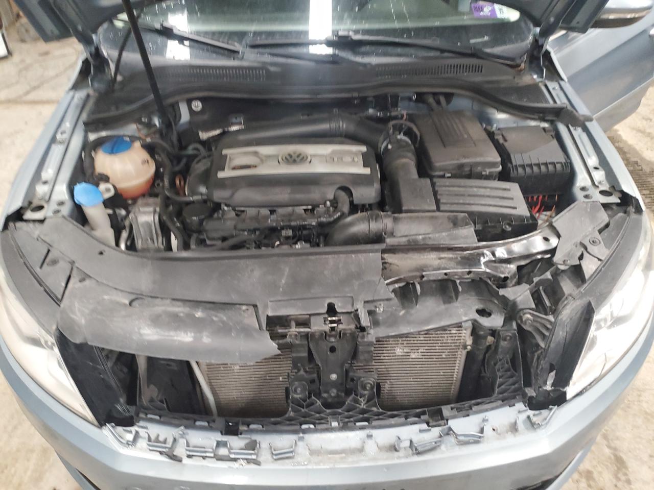2013 Volkswagen Passat CC - Image 11