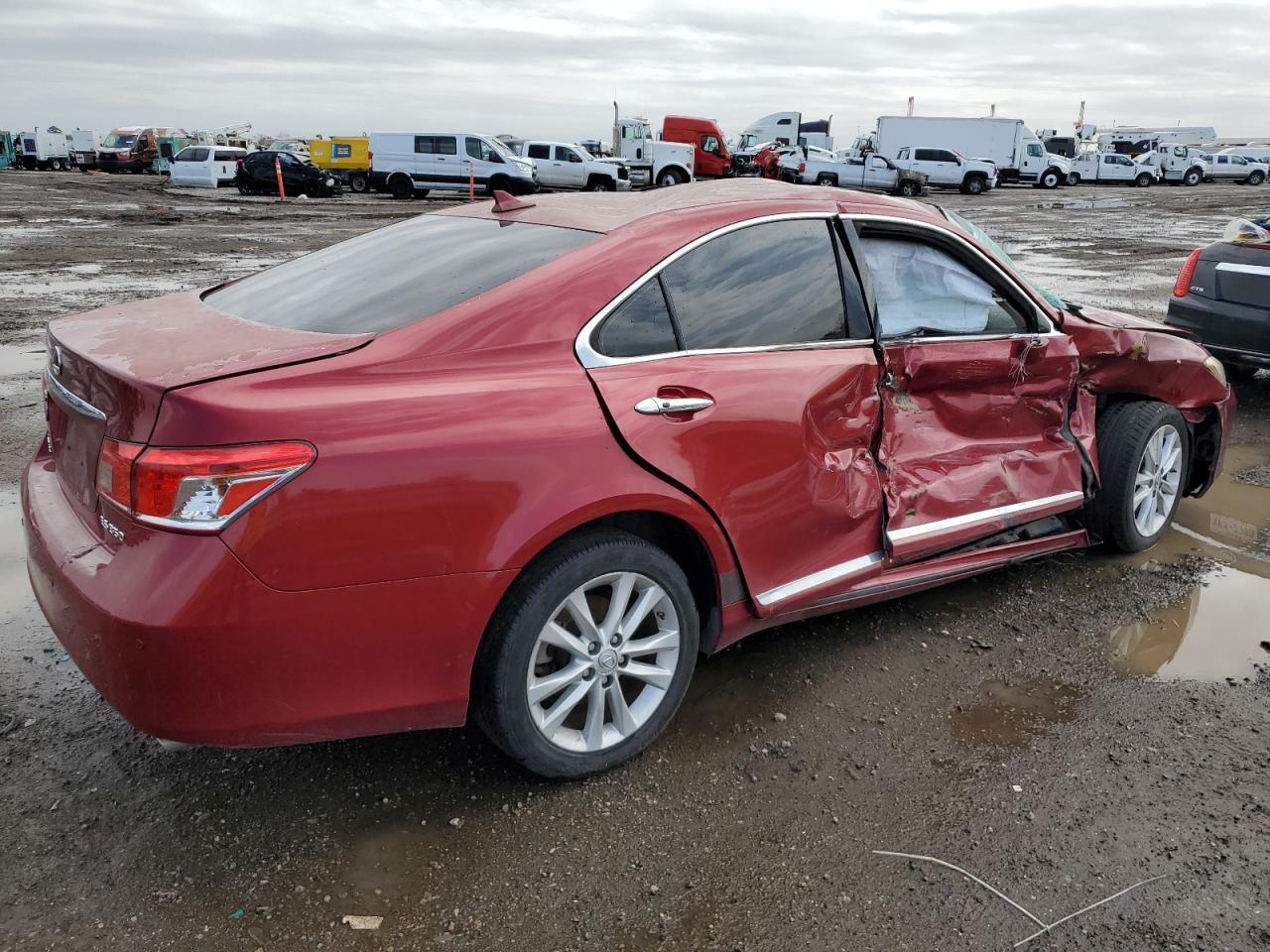 2010 Lexus ES - Image 3
