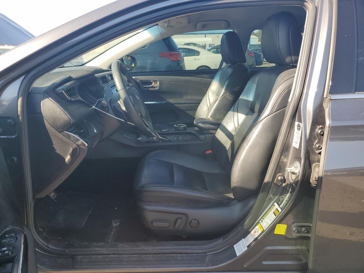 2018 Toyota Avalon - Image 7