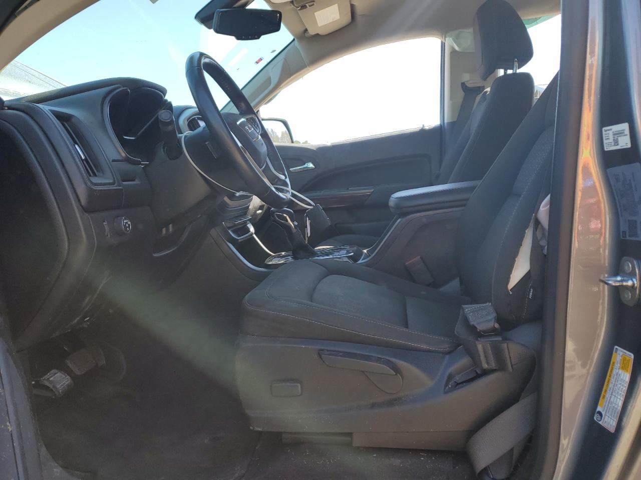 2022 GMC Canyon - Image 7