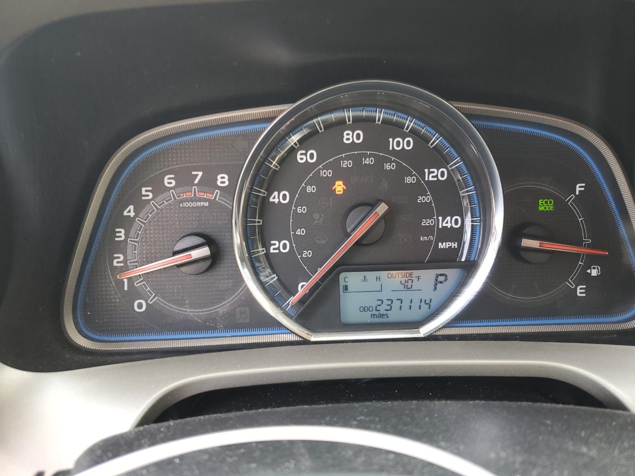 2014 Toyota RAV 4 - Image 9