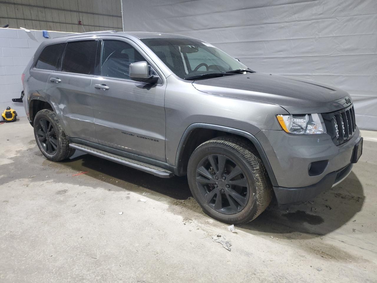 2012 Jeep Grand Cherokee - Image 4