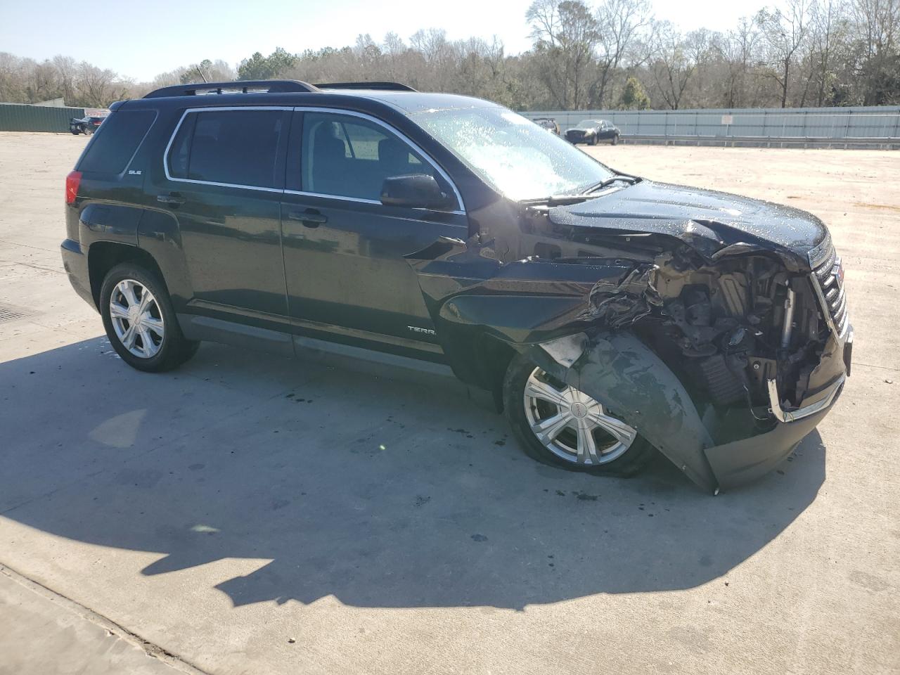 2017 GMC Terrain - Image 4