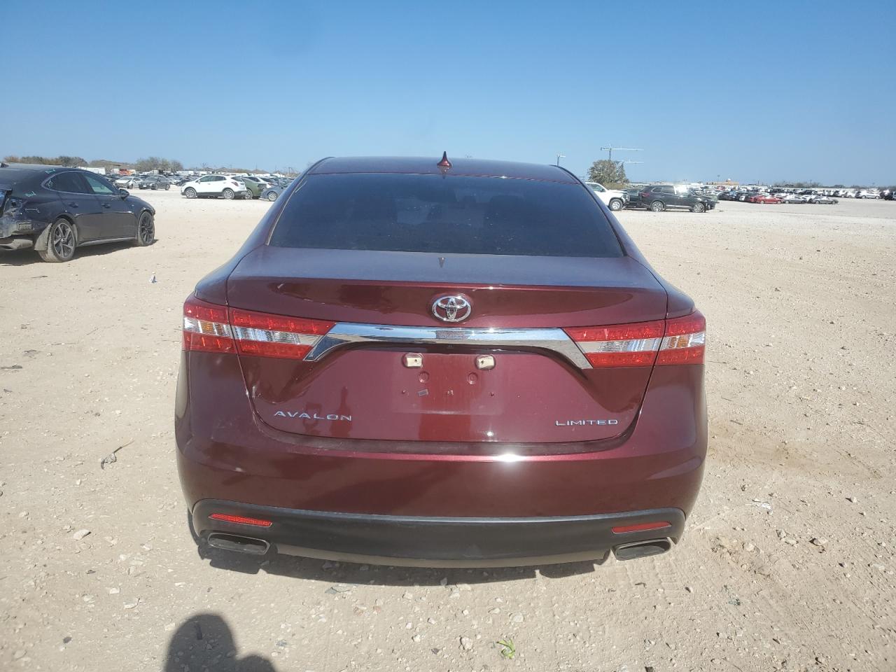 2014 Toyota Avalon - Image 6