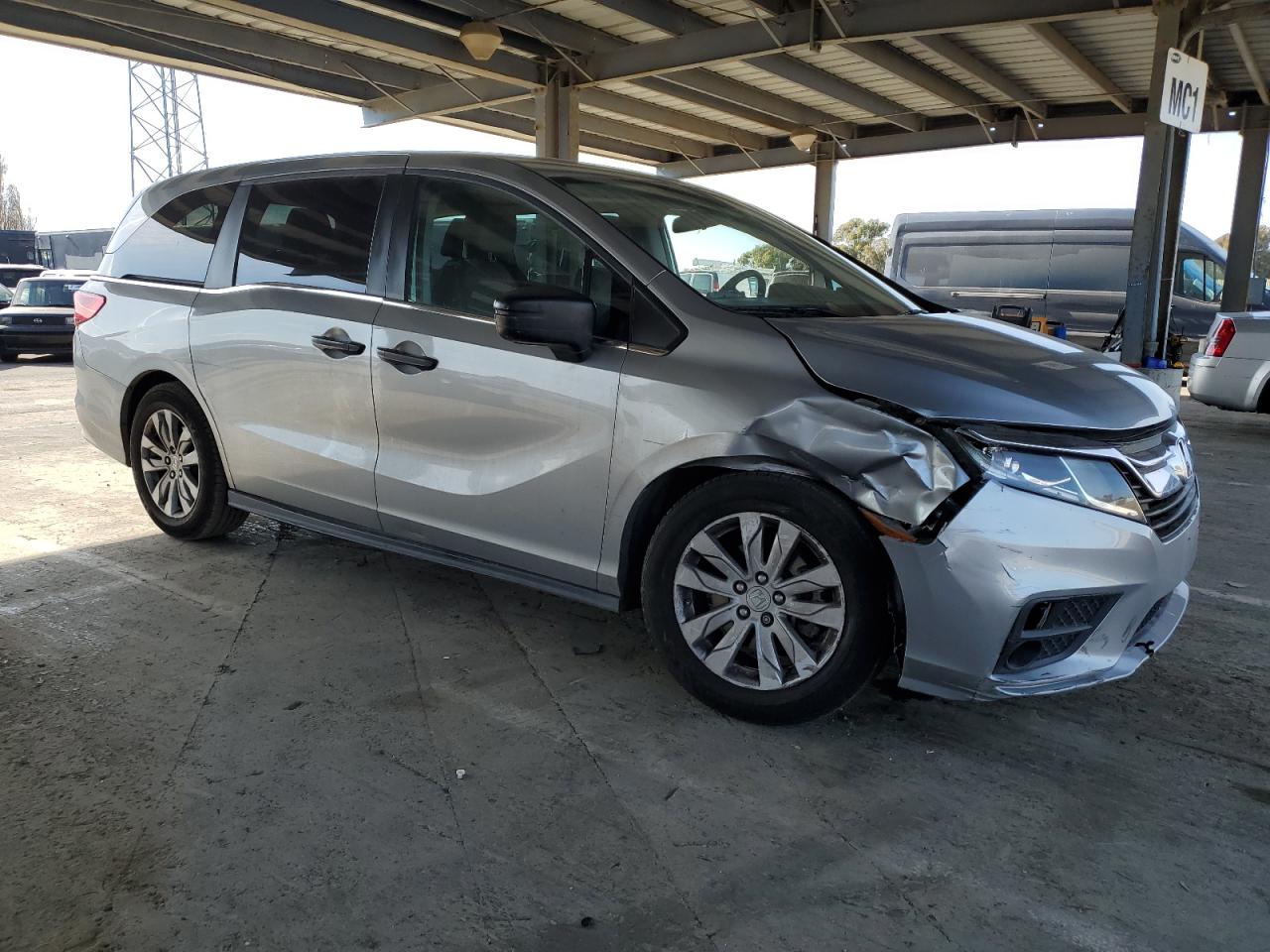 2020 Honda Odyssey - Image 4
