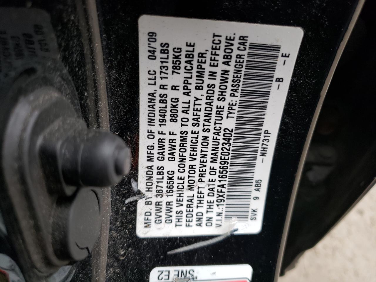 2009 Honda Civic - Image 13