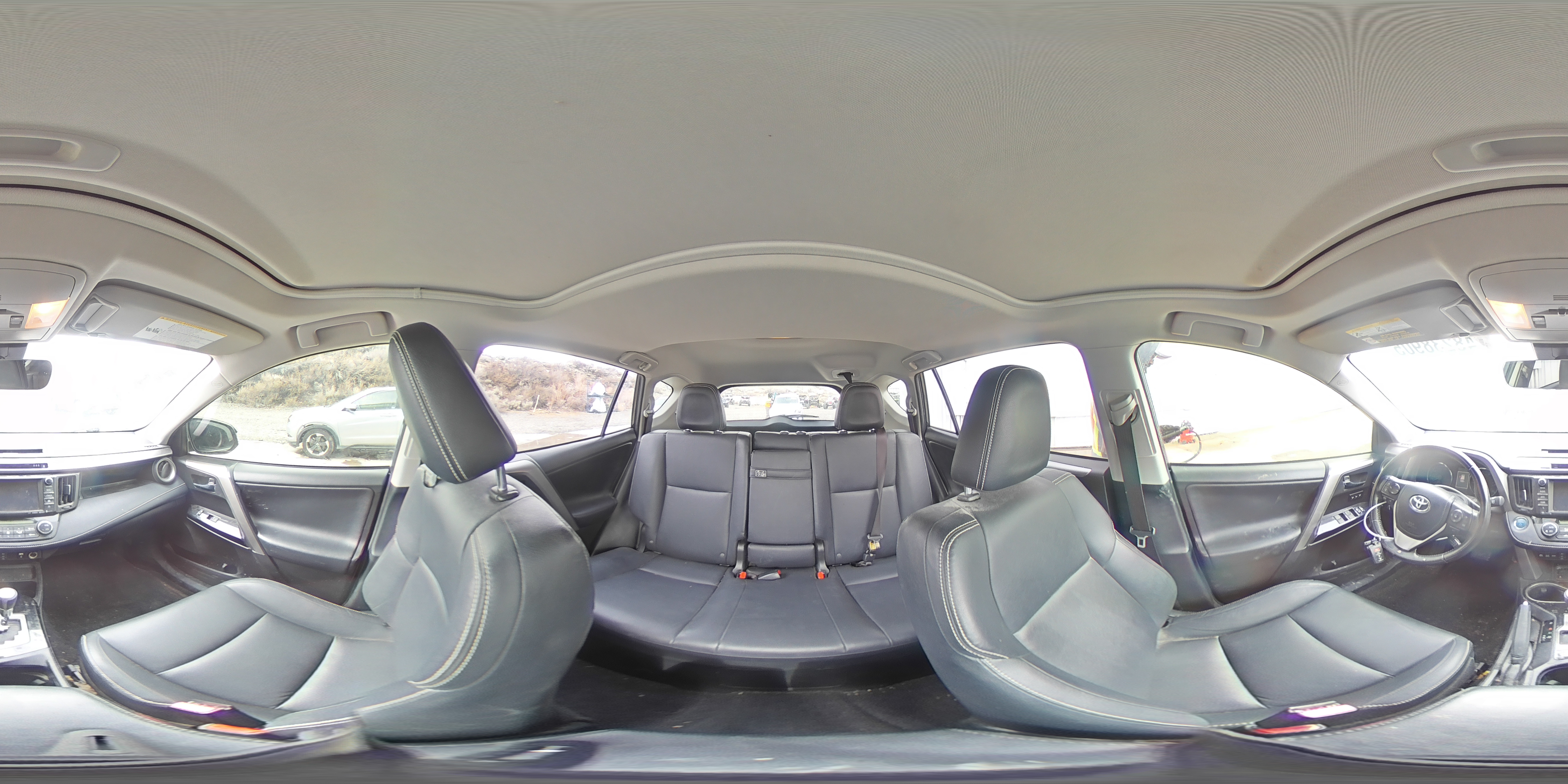 2018 Toyota RAV 4 - Image 15