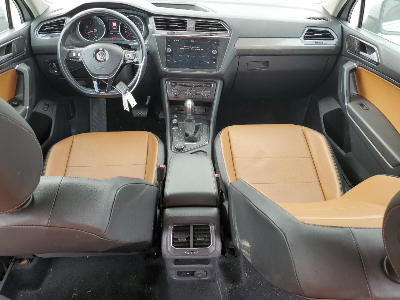 2018 Volkswagen Tiguan - Image 8