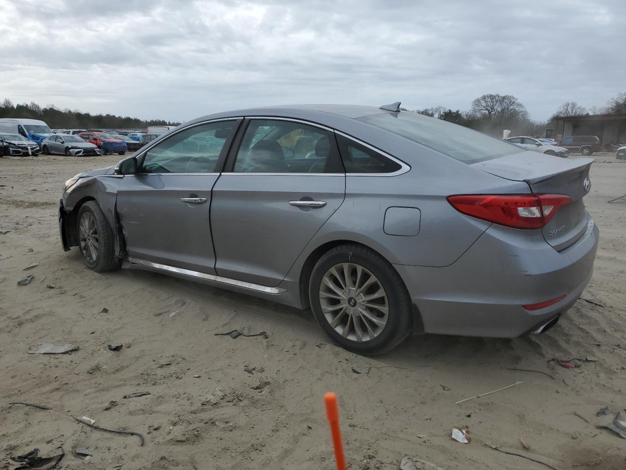 2015 Hyundai Sonata - Image 2