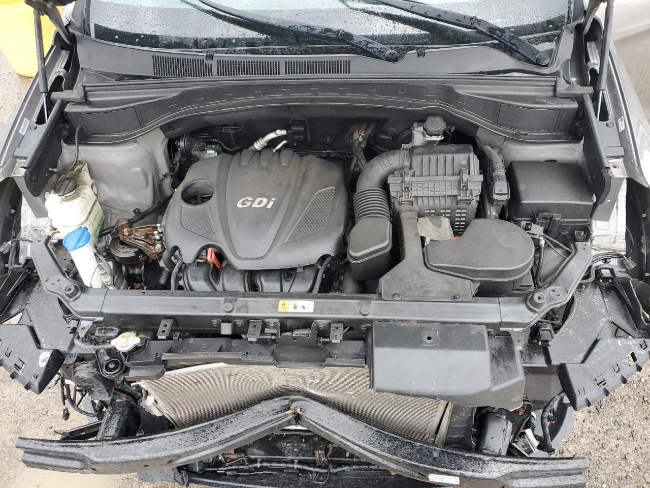 2014 Hyundai Santa Fe - Image 12