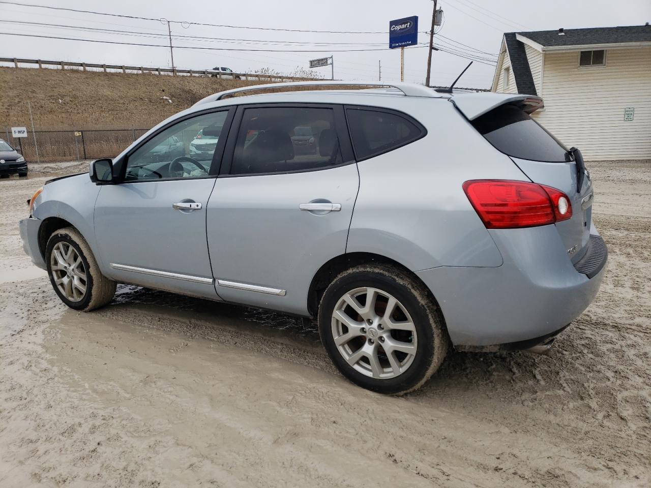2012 Nissan Rogue - Image 2