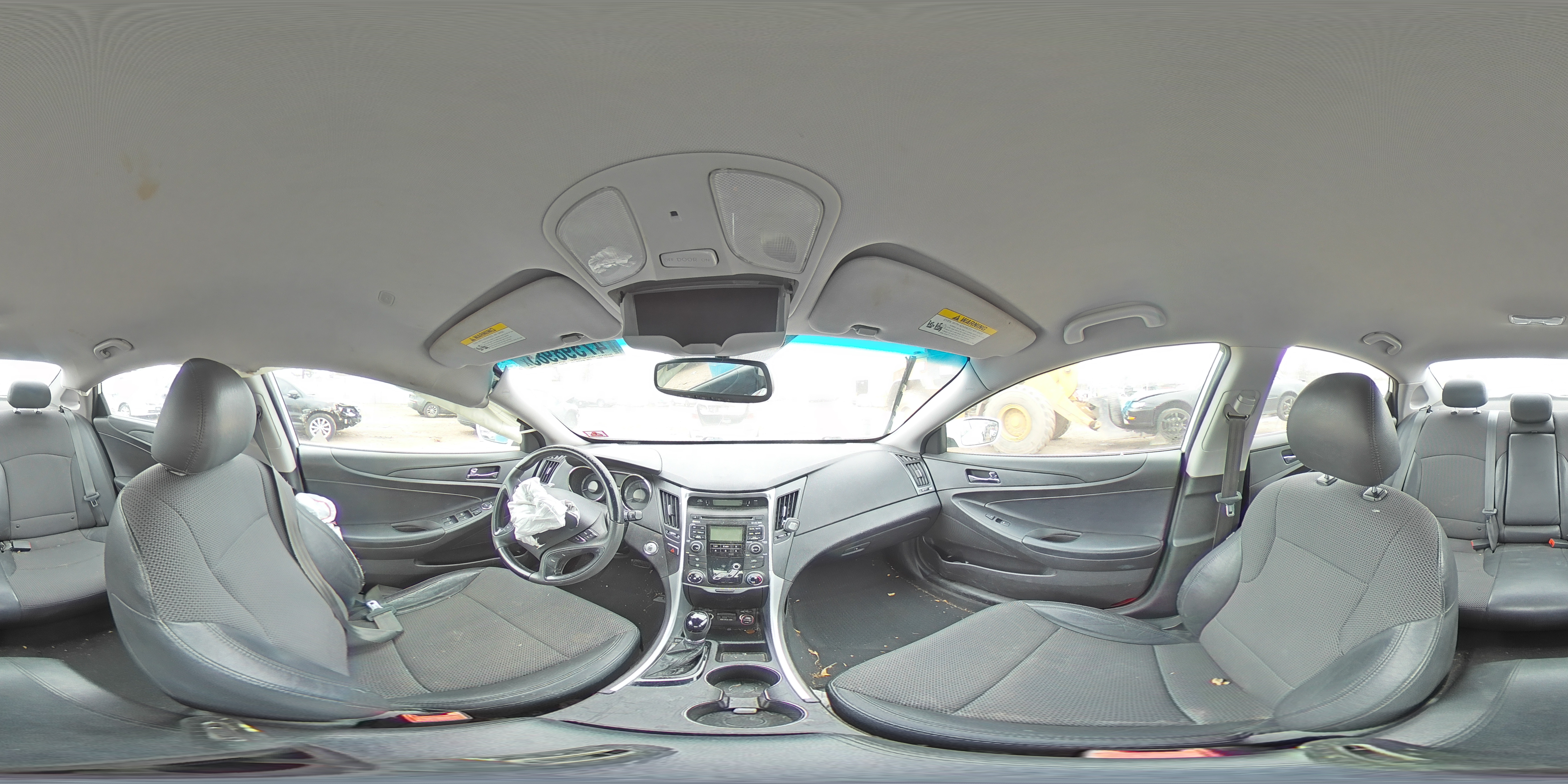 2011 Hyundai Sonata - Image 12