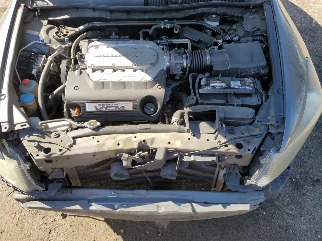2009 Honda Accord - Image 11