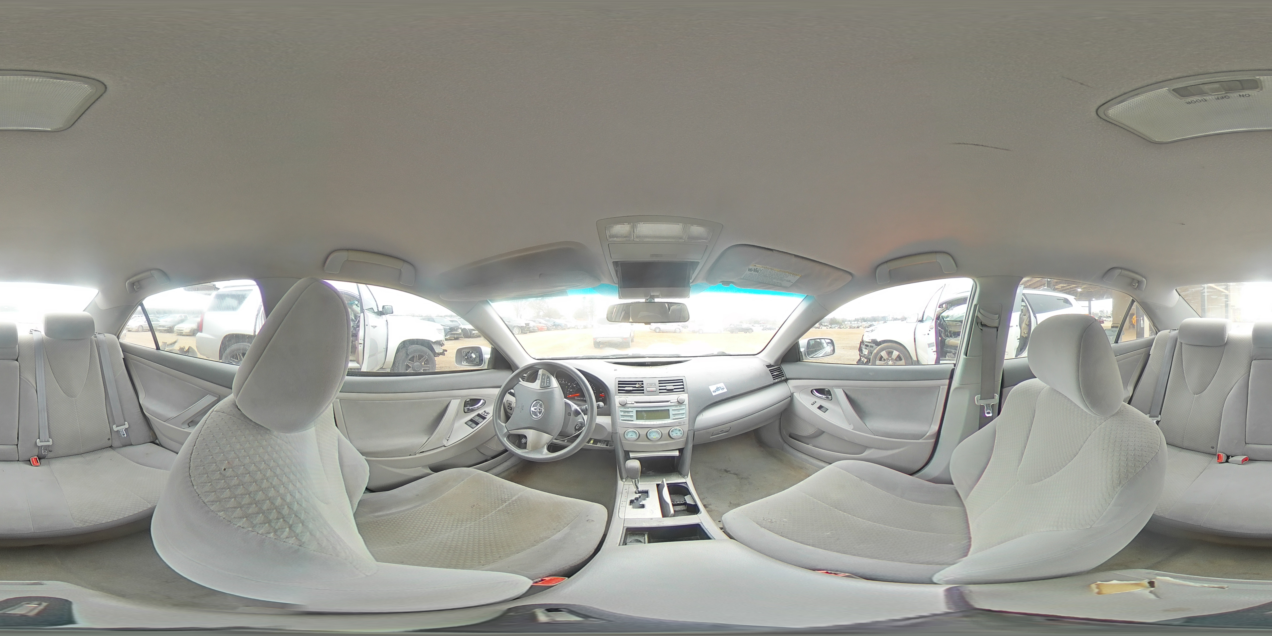2009 Toyota Camry - Image 13