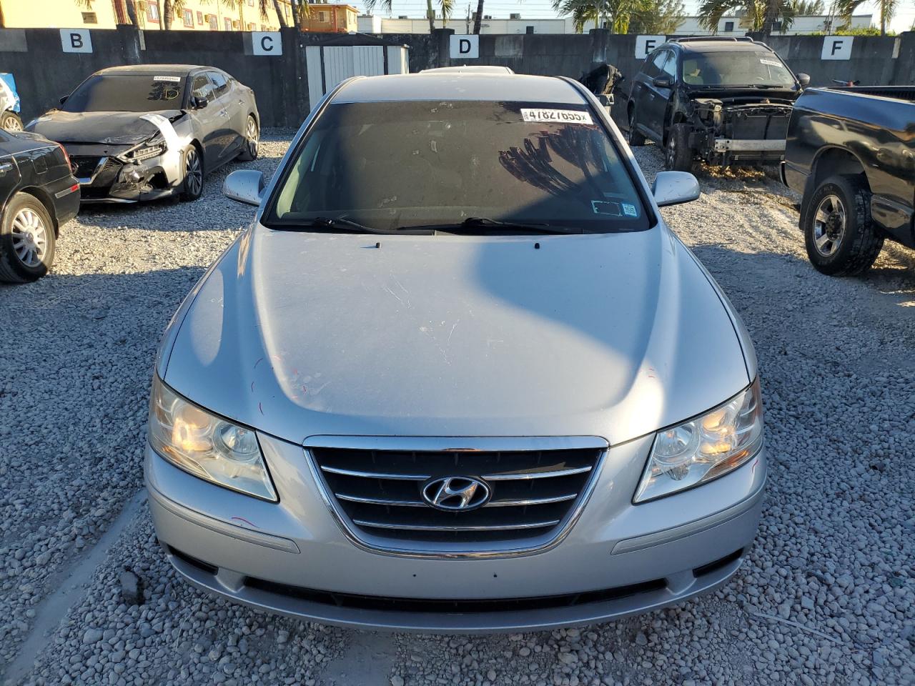 2010 Hyundai Sonata - Image 5