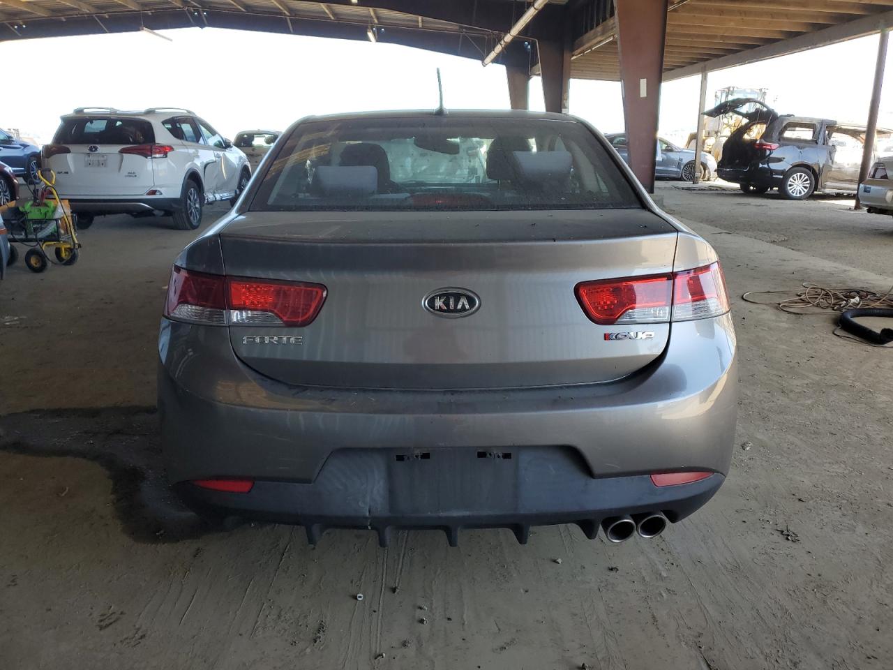 2010 Kia Forte - Image 6