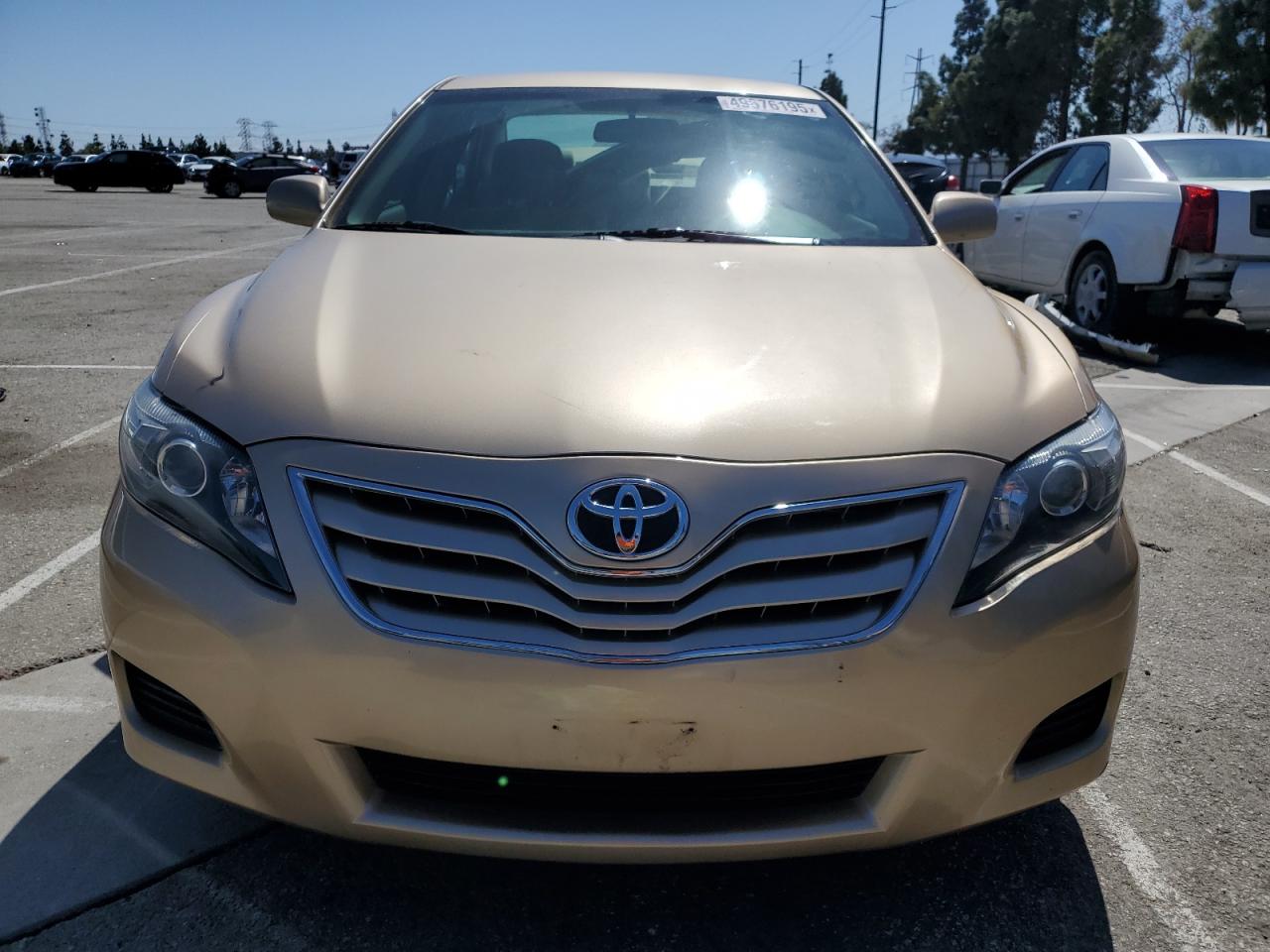 2010 Toyota Camry - Image 5