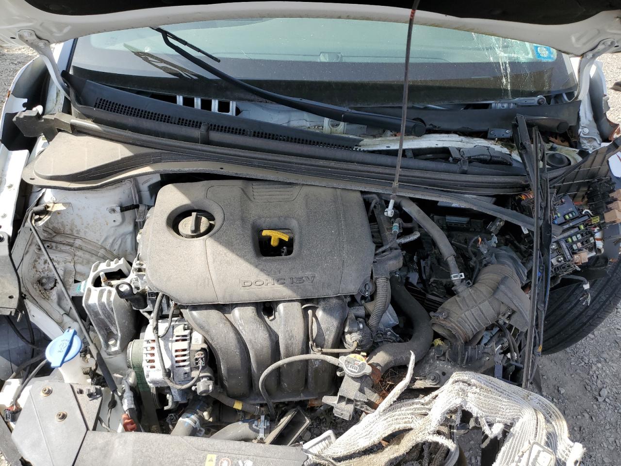 2020 Hyundai Elantra - Image 11