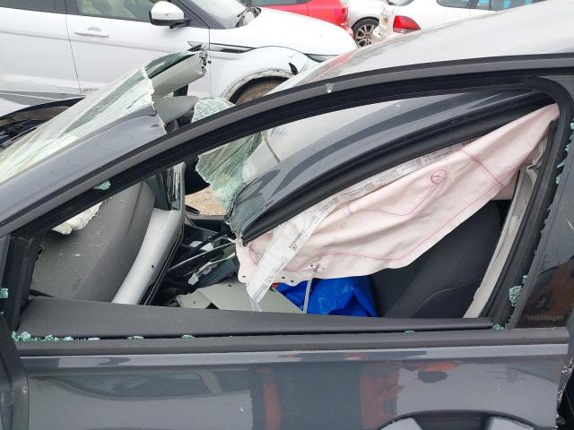 2022 VOLKSWAGEN GOLF LIFE