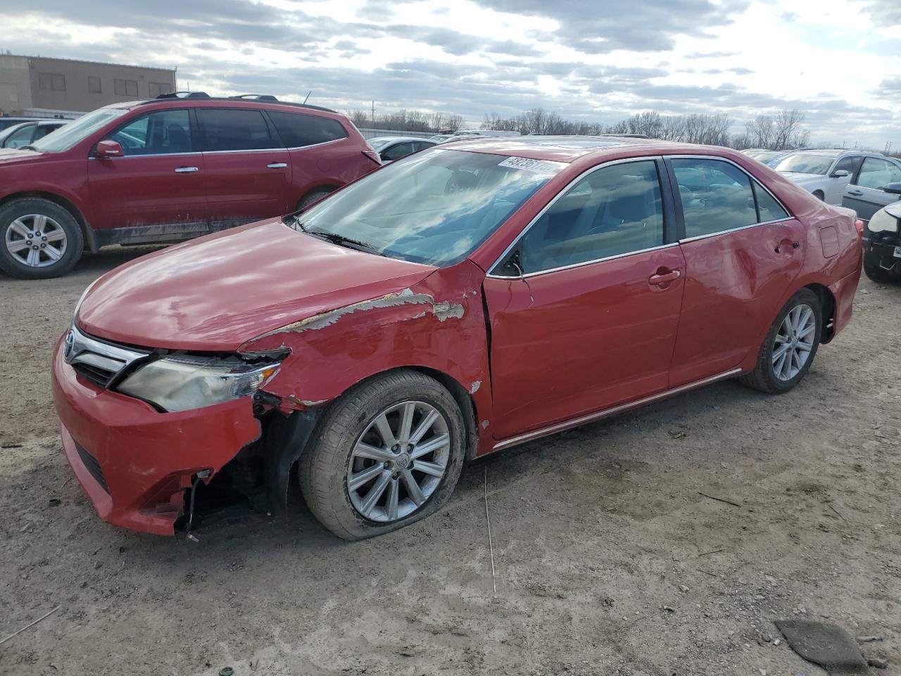 2014 Toyota Camry L იყიდება Kansas City-ში, KS - Front End
