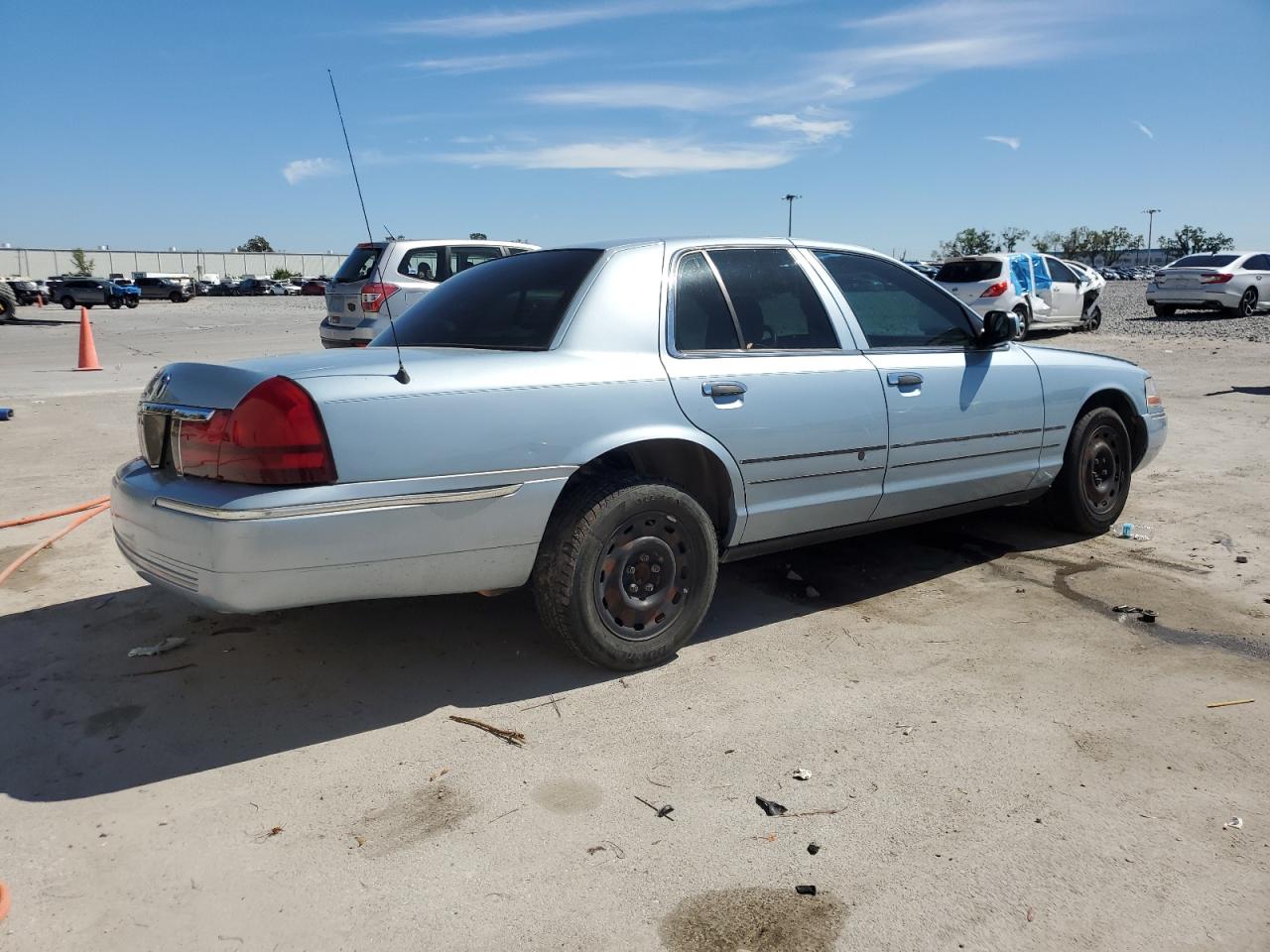 2005 Mercury Grand Marquis - Image 3
