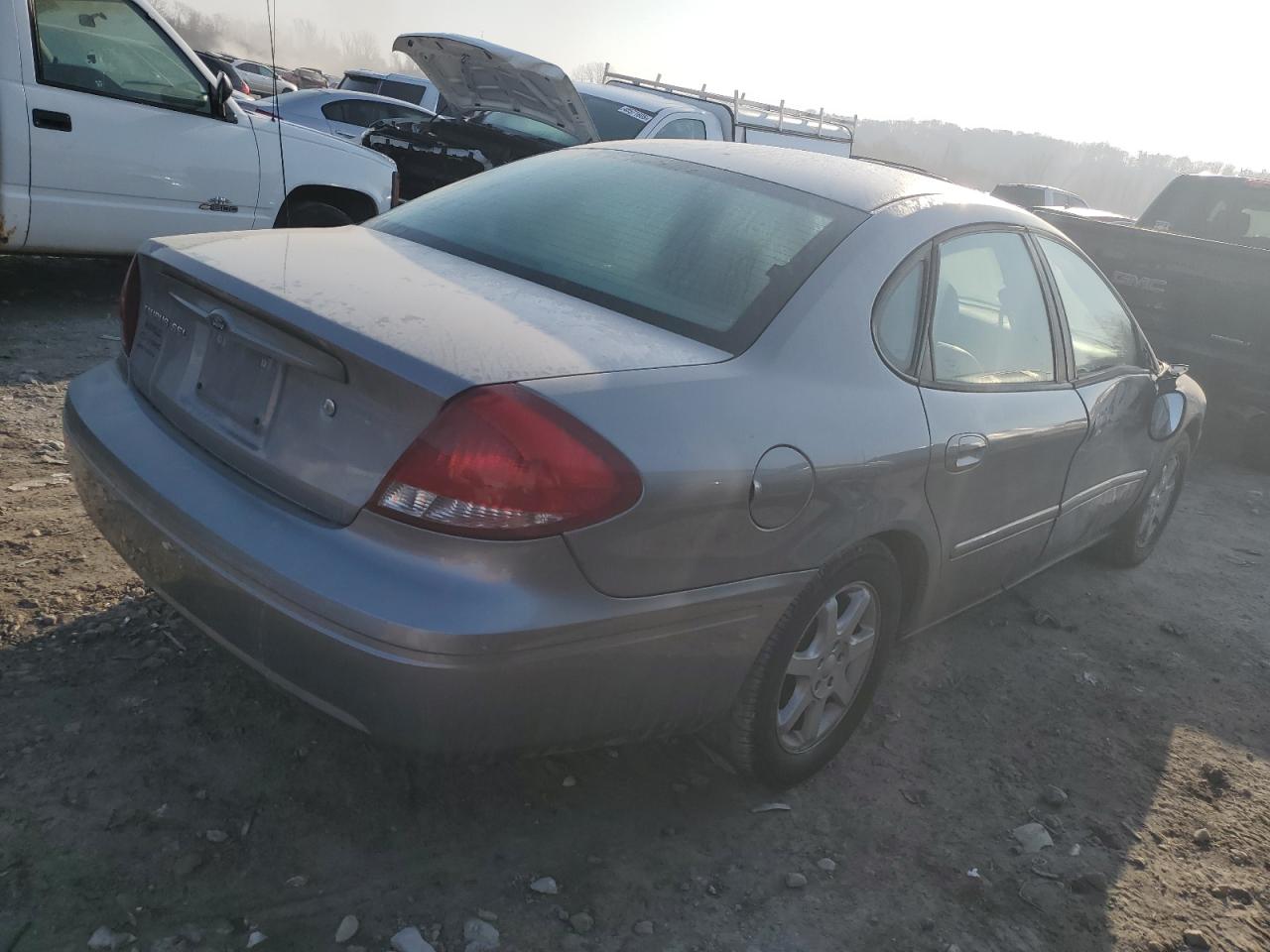 2006 Ford Taurus - Image 3