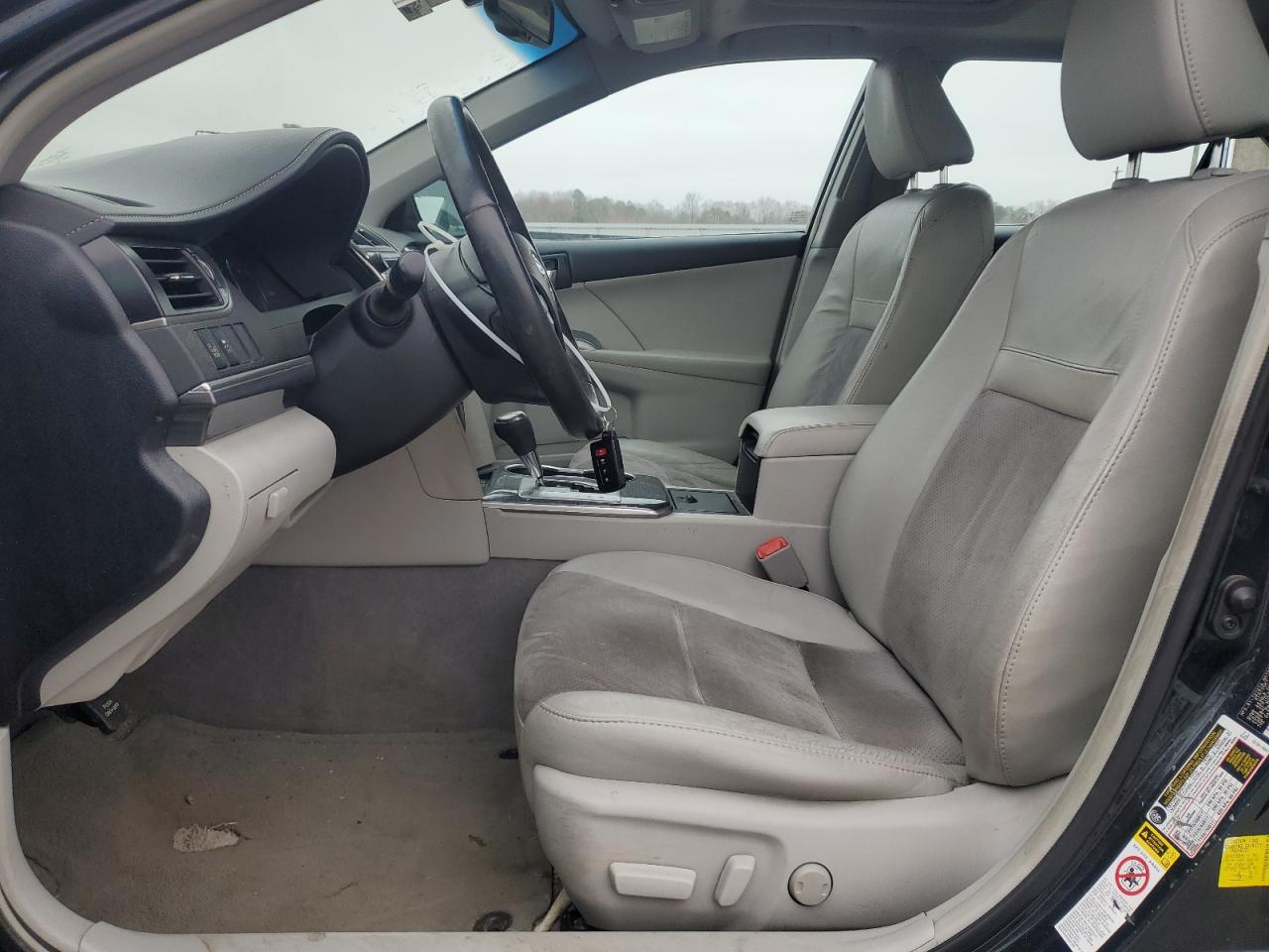 2012 Toyota Camry - Image 7