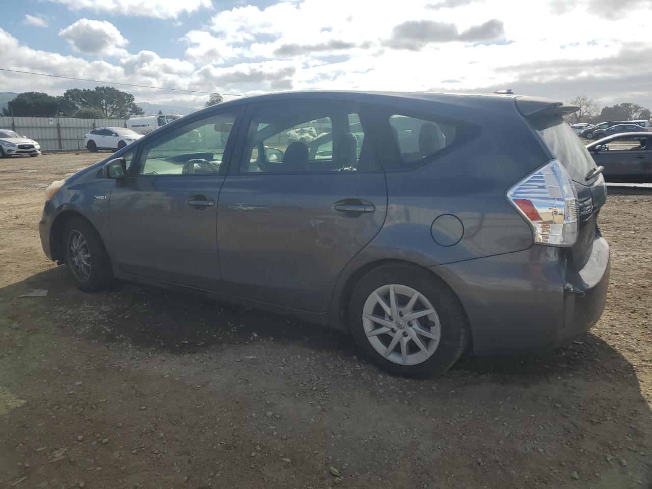 2013 Toyota Prius - Image 2