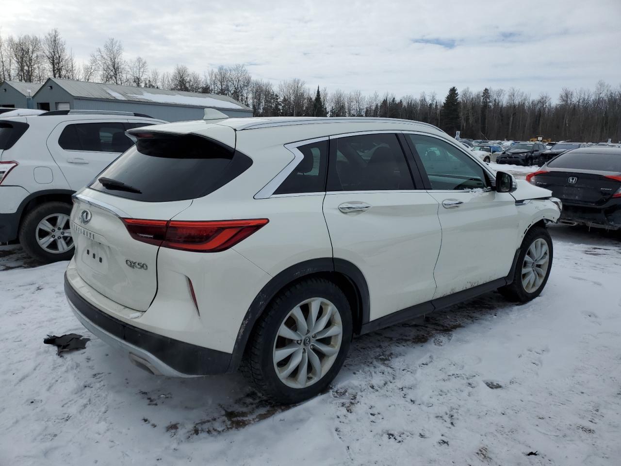 2019 Infiniti QX50 - Image 3