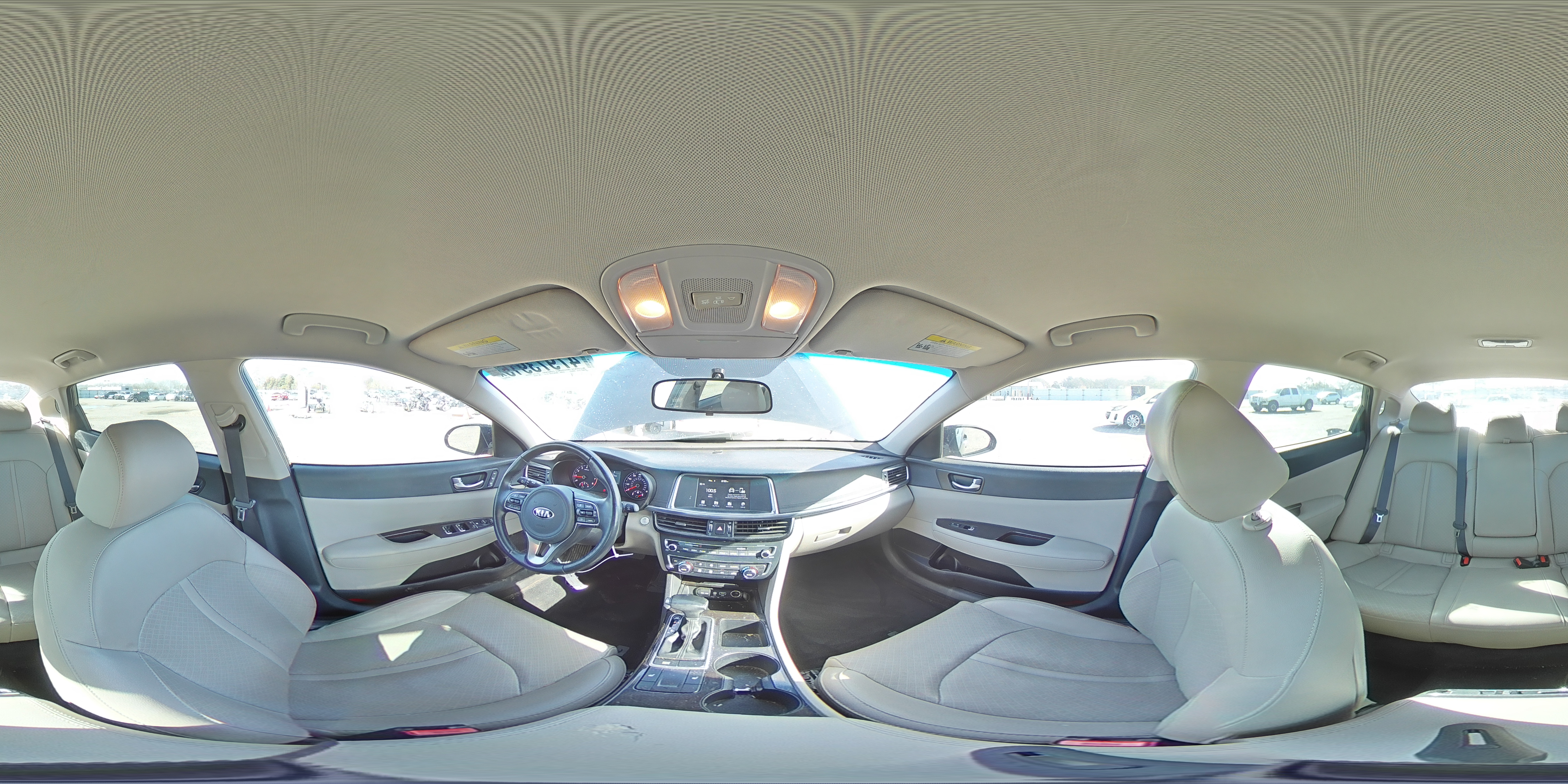 2018 Kia Optima - Image 13