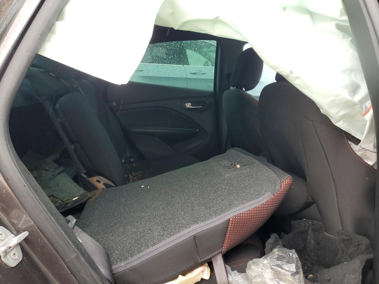 2016 Dodge Dart Sxt VIN: 1C3CDFBB5GD517384 Lot: 92616475