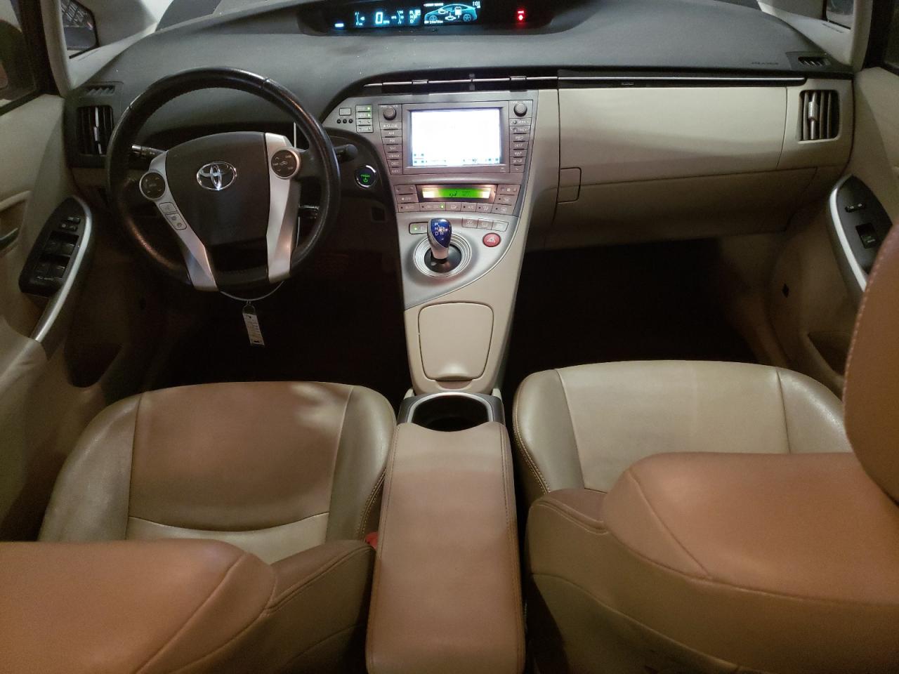 2012 Toyota Prius - Image 8