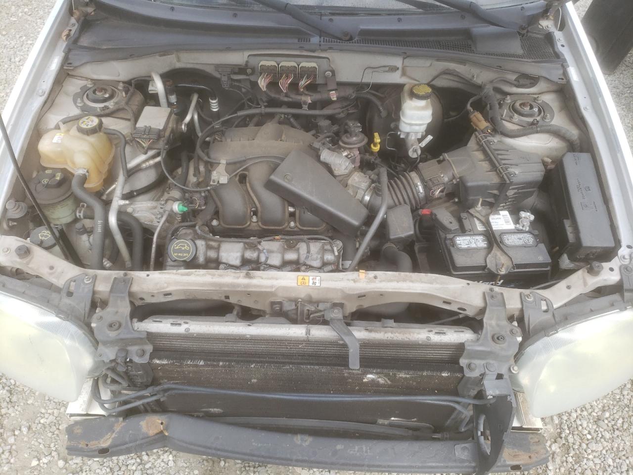 2007 Ford Escape - Image 12